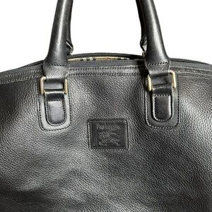 Burberry boston bag
